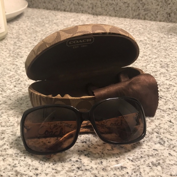 Coach Accessories - Coach Ginger Tortoise Sunglasses